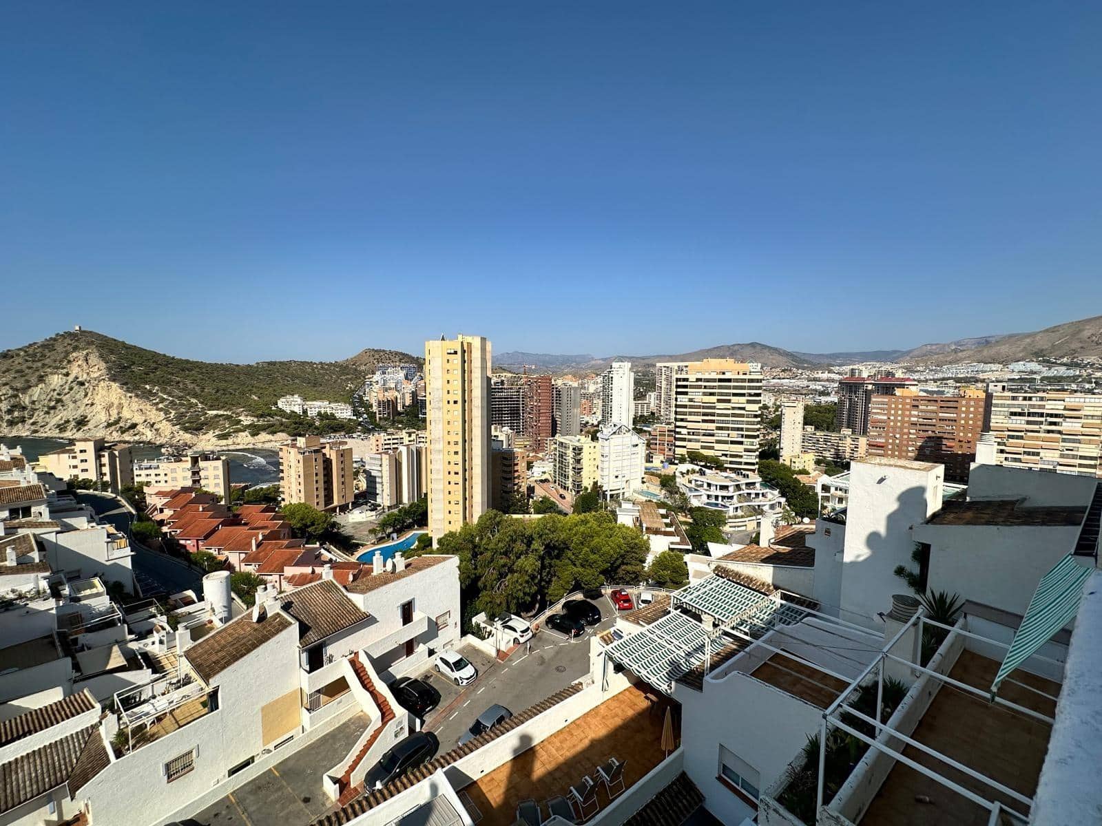 2 makuuhuone Huoneisto myytävänä paikassa Benidorm mukana uima-altaan - 268 000 € (Ref: 9142899)