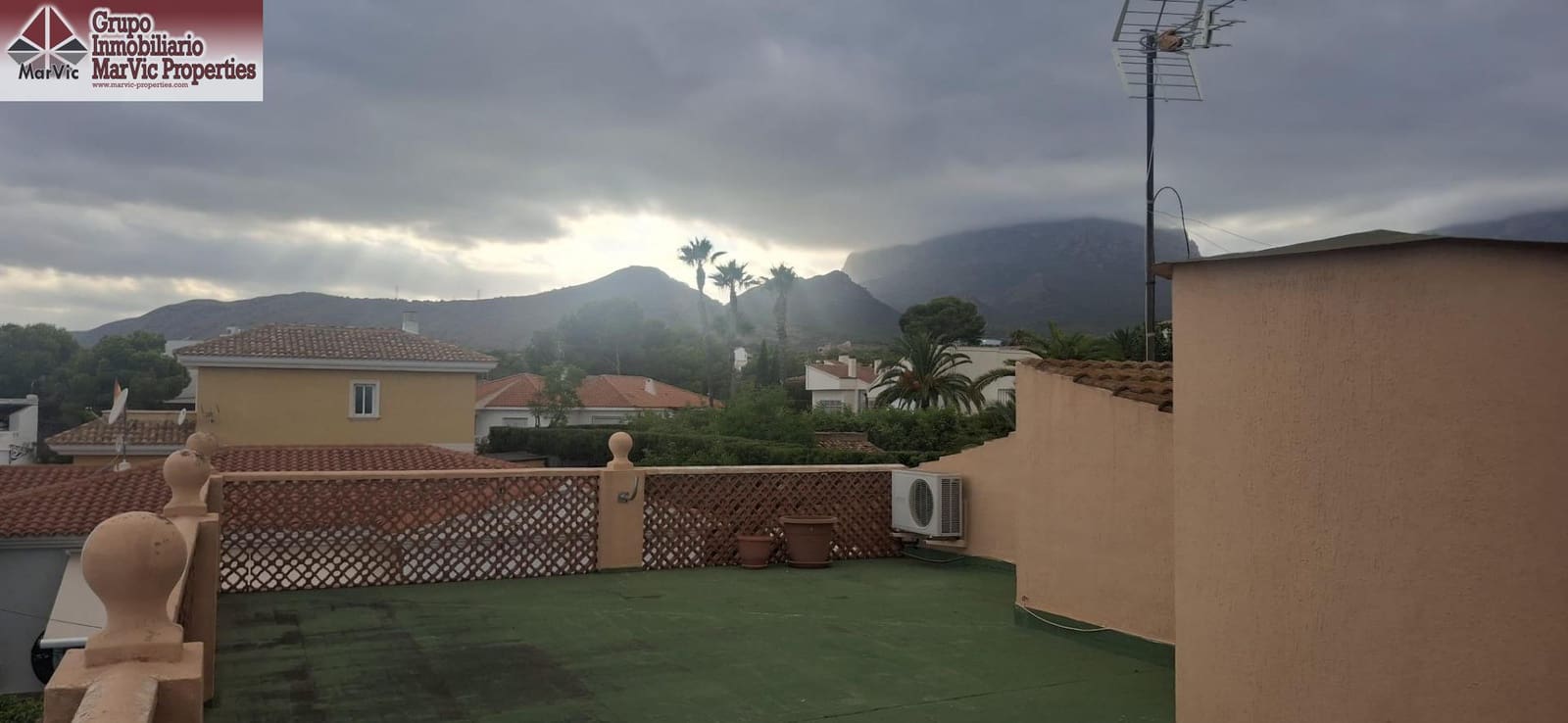 5 soveværelse Villa til salg i Benidorm med swimmingpool garage - € 860.000 (Ref: 9149288)