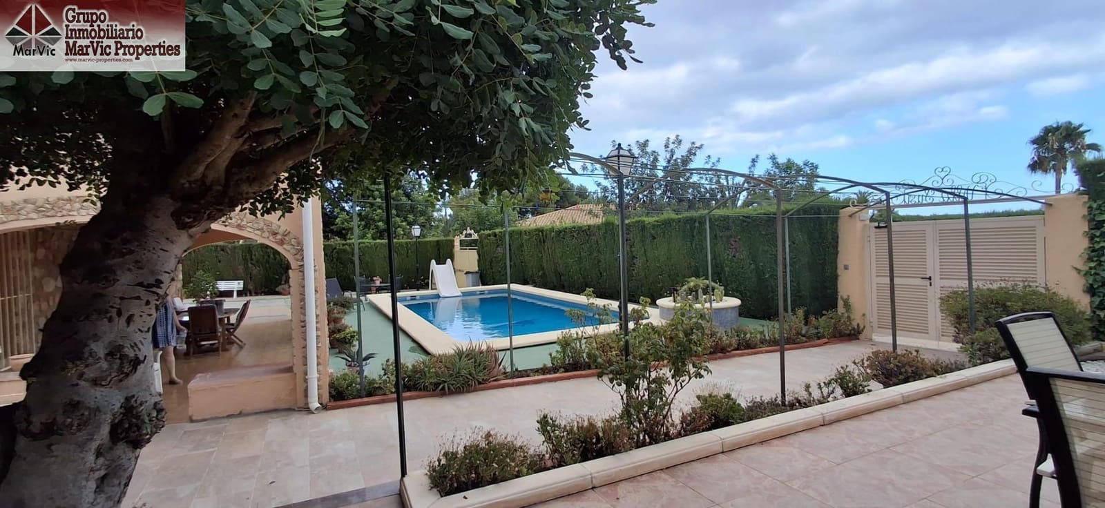 5 soveværelse Villa til salg i Benidorm med swimmingpool garage - € 860.000 (Ref: 9149288)