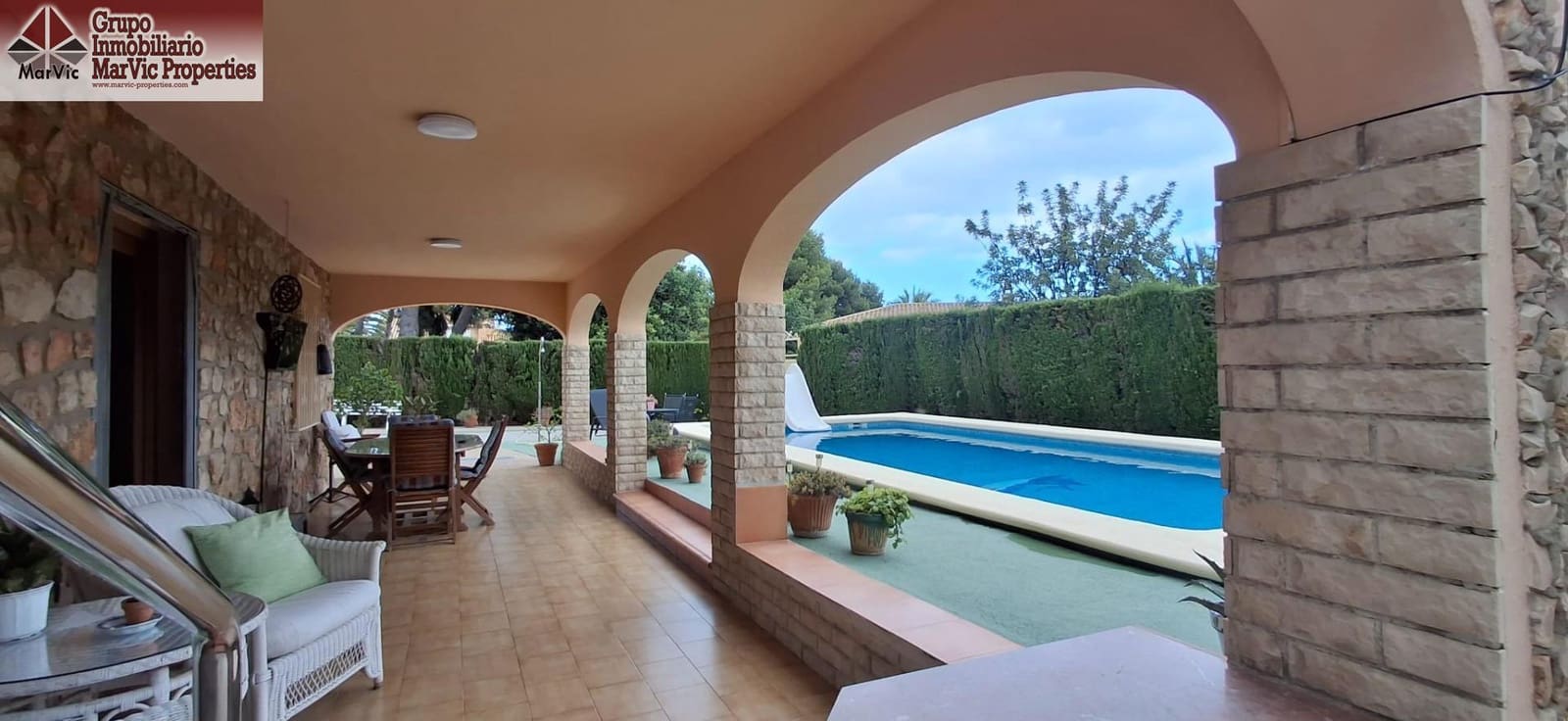 5 soveværelse Villa til salg i Benidorm med swimmingpool garage - € 860.000 (Ref: 9149288)