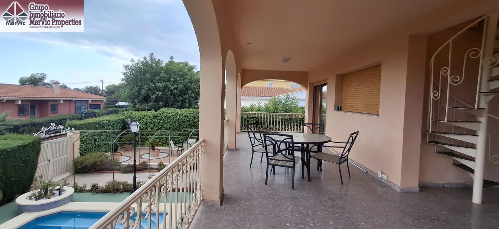 5 soveværelse Villa til salg i Benidorm med swimmingpool garage - € 860.000 (Ref: 9149288)