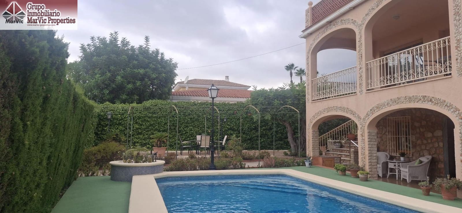 5 soveværelse Villa til salg i Benidorm med swimmingpool garage - € 860.000 (Ref: 9149288)