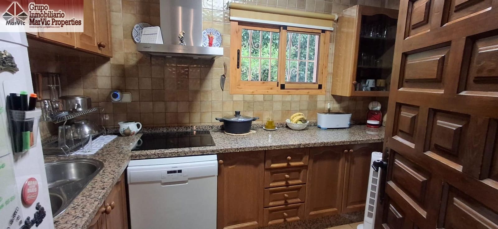 5 soveværelse Villa til salg i Benidorm med swimmingpool garage - € 860.000 (Ref: 9149288)