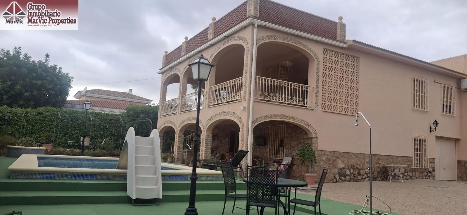 5 soveværelse Villa til salg i Benidorm med swimmingpool garage - € 860.000 (Ref: 9149288)