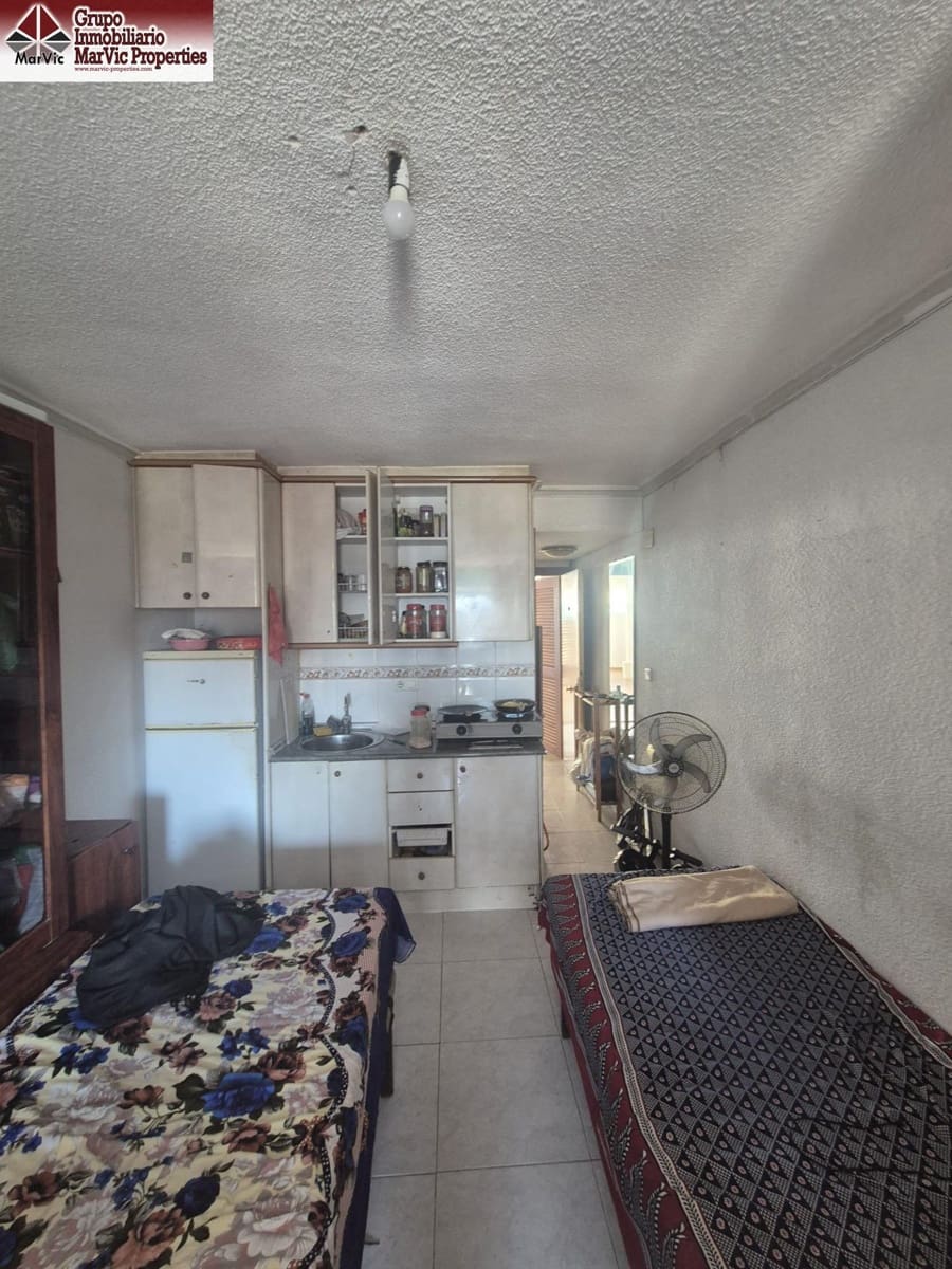 Studio til salg i Benidorm med swimmingpool - € 70.000 (Ref: 9159487)