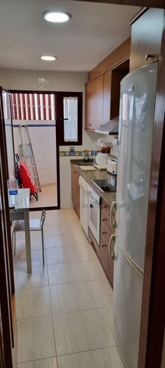 2 bedroom Apartment for sale in Benidorm with pool garage - € 313,000 (Ref: 9161044)