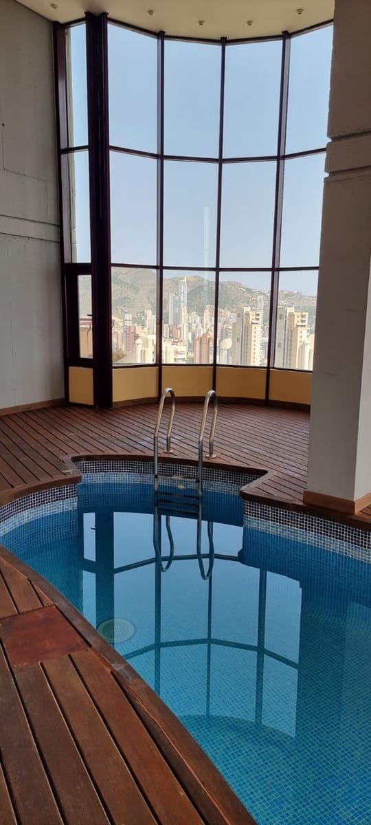 2 bedroom Apartment for sale in Benidorm with pool garage - € 313,000 (Ref: 9161044)