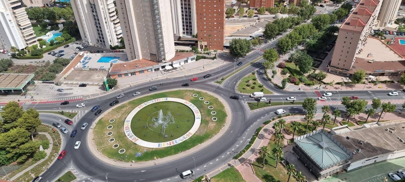 2 bedroom Apartment for sale in Benidorm with pool garage - € 313,000 (Ref: 9161044)