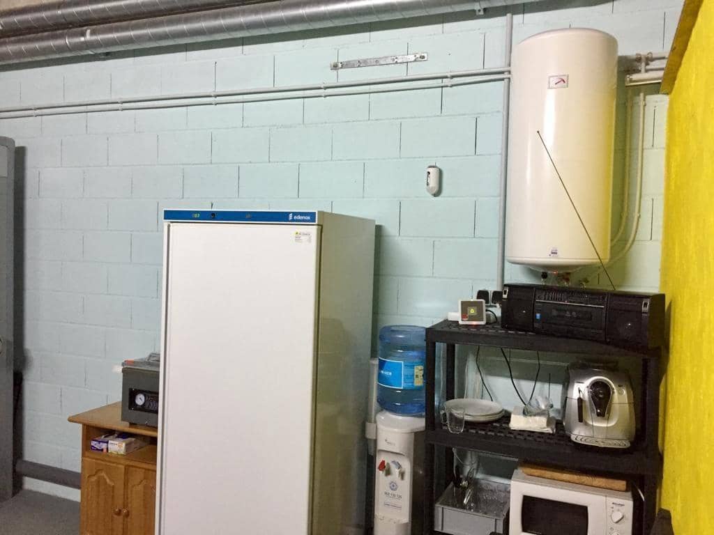 Virksomhed til salg i La Nucia - € 198.000 (Ref: 9162312)