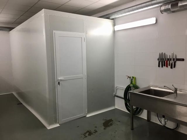 Negocio en La Nucia en venta - 198.000 € (Ref: 9162312)