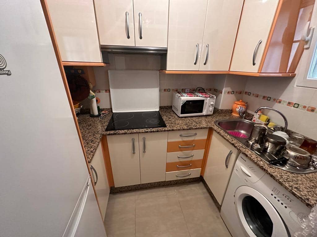 2 sovrum Lägenhet till salu i Benidorm - 220 000 € (Ref: 9169558)