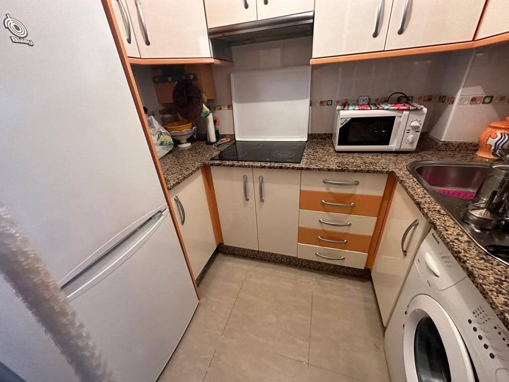 2 sovrum Lägenhet till salu i Benidorm - 220 000 € (Ref: 9169558)