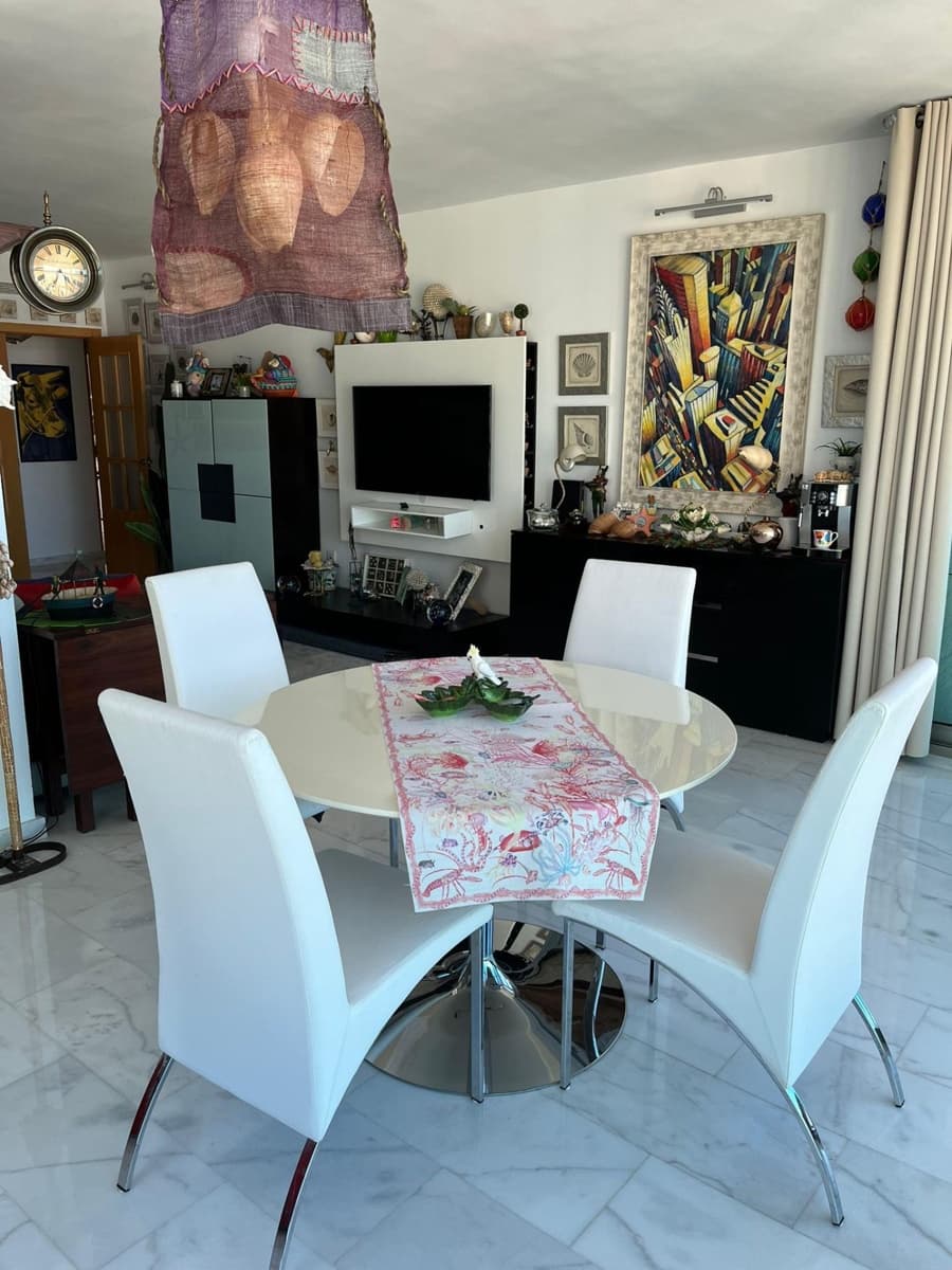 2 bedroom Apartment for sale in Benidorm with pool garage - € 355,000 (Ref: 9183688)