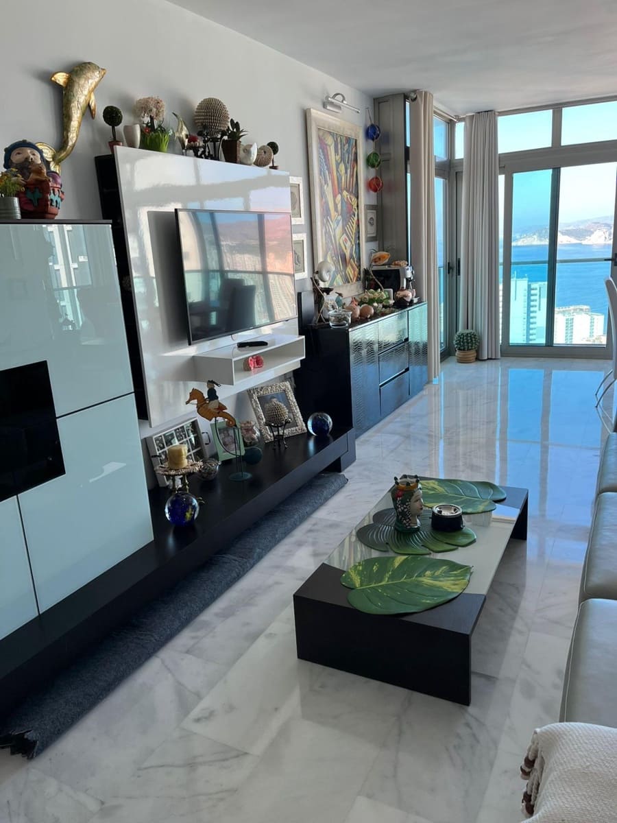 2 bedroom Apartment for sale in Benidorm with pool garage - € 355,000 (Ref: 9183688)
