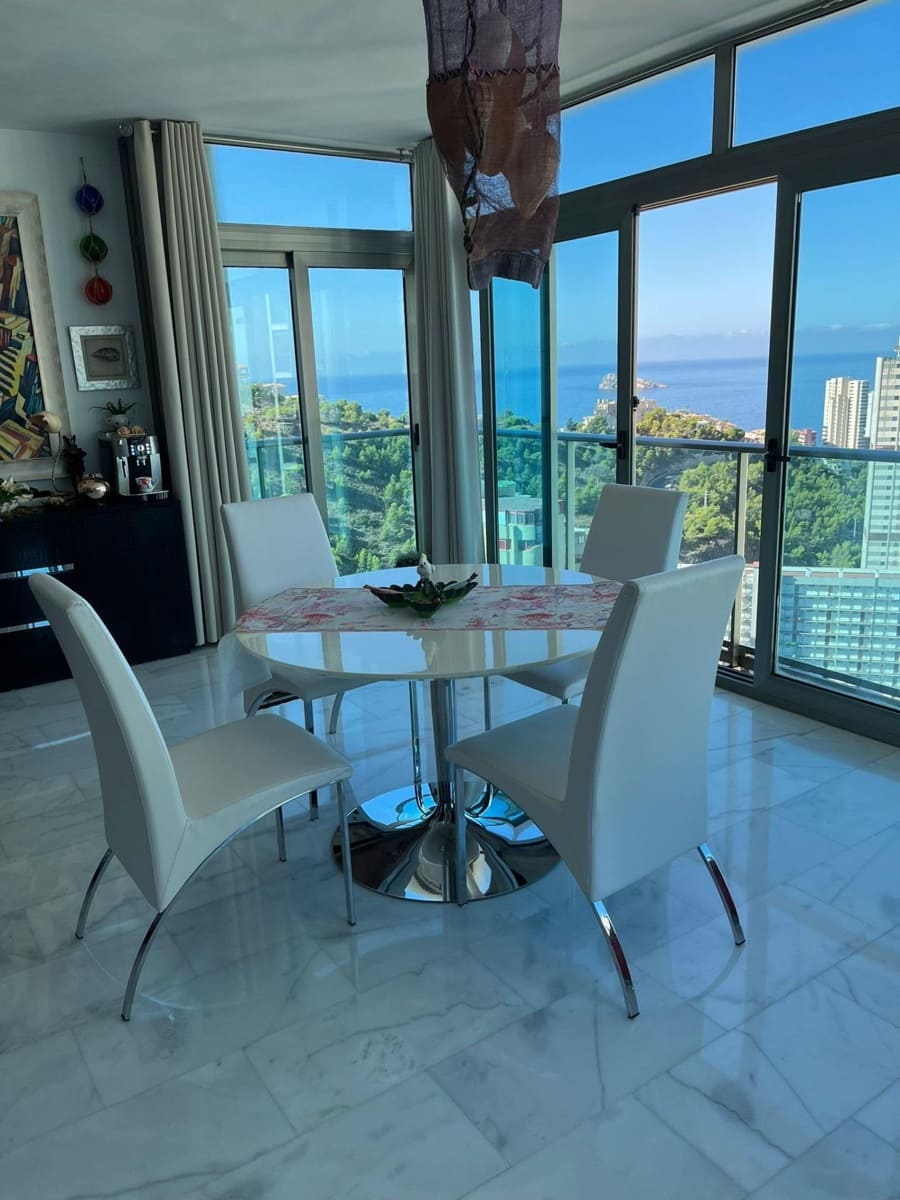 2 bedroom Apartment for sale in Benidorm with pool garage - € 355,000 (Ref: 9183688)