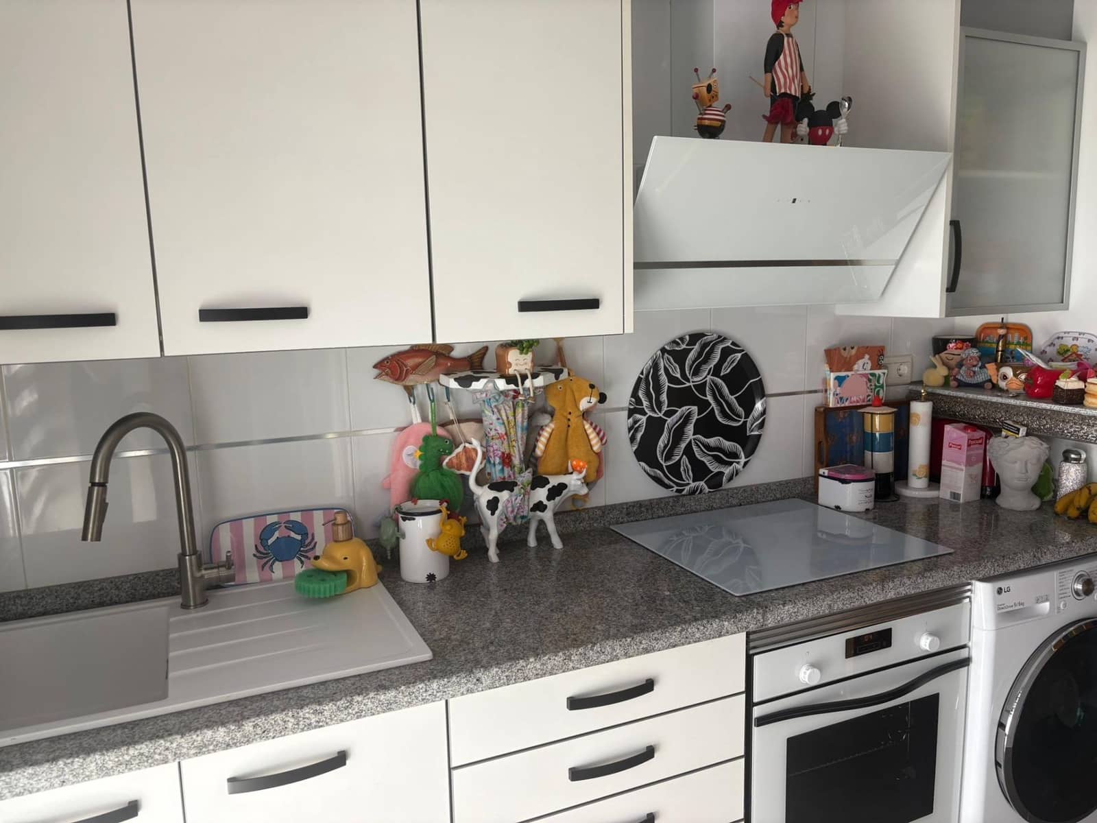 2 bedroom Apartment for sale in Benidorm with pool garage - € 355,000 (Ref: 9183688)