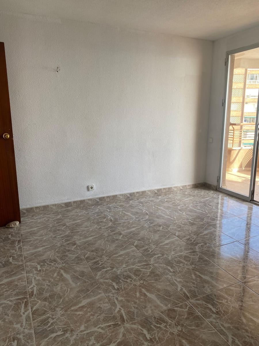 2 soveværelse Lejlighed til salg i Benidorm med swimmingpool garage - € 469.000 (Ref: 9183689)