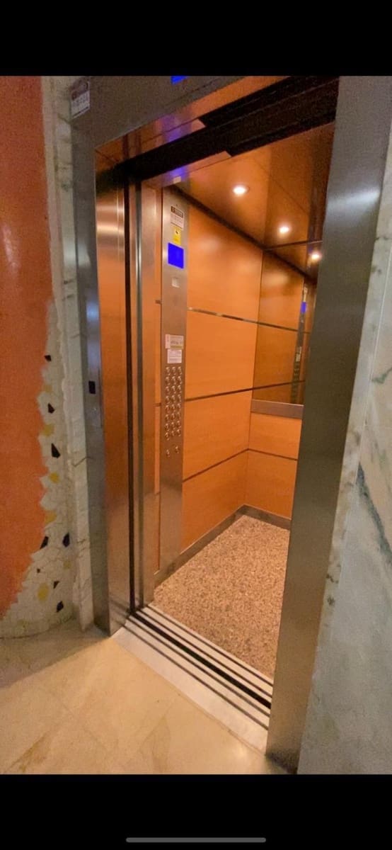 2 soveværelse Lejlighed til salg i Benidorm med swimmingpool garage - € 469.000 (Ref: 9183689)