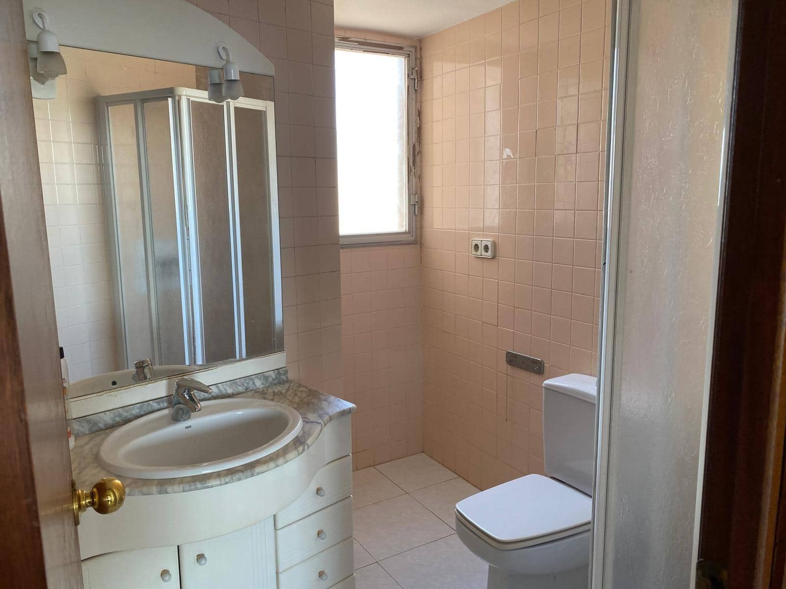 2 soveværelse Lejlighed til salg i Benidorm med swimmingpool garage - € 469.000 (Ref: 9183689)