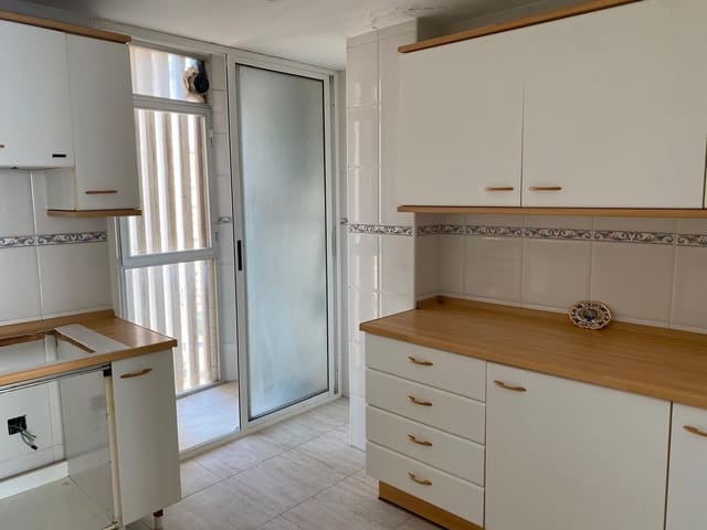 Apartamento de 2 habitaciones en Levante, Benidorm en venta con piscina garaje - 469.000 € (Ref: 9183689)