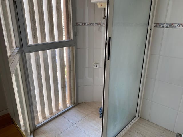 Apartamento de 2 habitaciones en Levante, Benidorm en venta con piscina garaje - 469.000 € (Ref: 9183689)