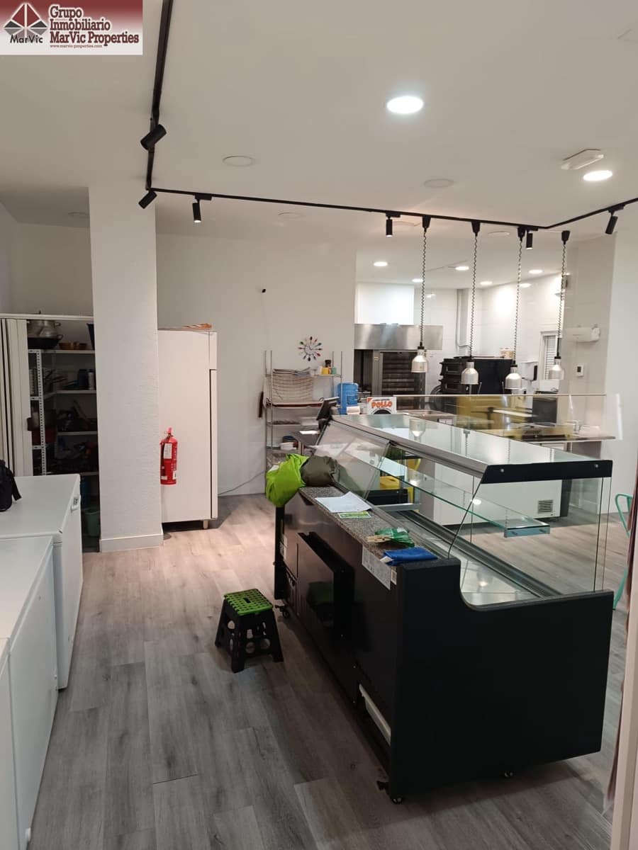 Commercieel te huur in Benidorm - € 750 (Ref: 9200514)