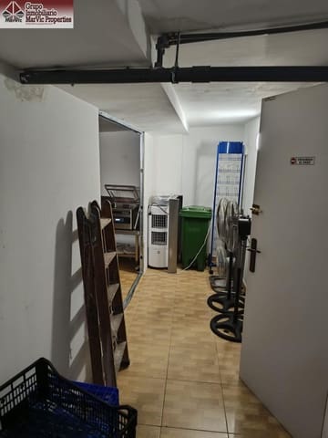 Commercieel te huur in Benidorm - € 750 (Ref: 9200514)