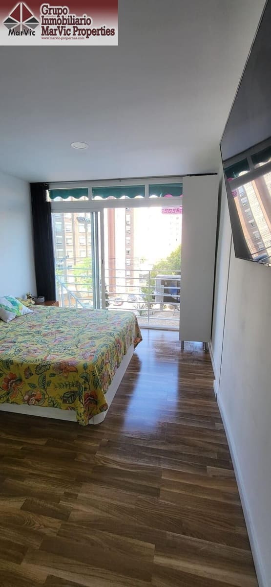 Studio na sprzedaż w Benidorm z basenem - 94 000 € (Ref: 9209173)