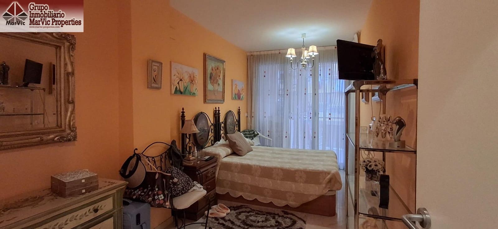 2 soveværelse Lejlighed til salg i Benidorm med garage - € 250.000 (Ref: 9215081)