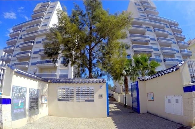 Piso de 2 habitaciones en Guardamar del Segura en venta con piscina - 169.000 € (Ref: 9239990)