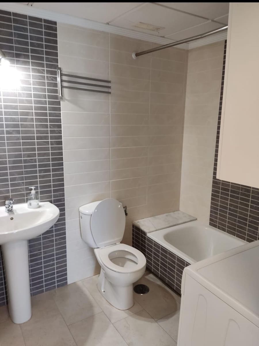 Piso de 2 habitaciones en Guardamar del Segura en venta con piscina - 169.000 € (Ref: 9239990)