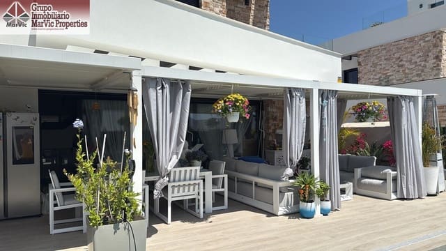 4 makuuhuone Huvila myytävänä paikassa Finestrat mukana uima-altaan - 799 000 € (Ref: 9242961)