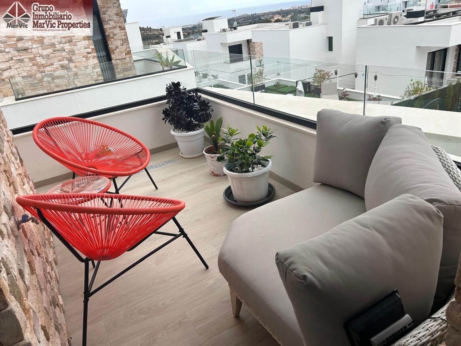 4 makuuhuone Huvila myytävänä paikassa Finestrat mukana uima-altaan - 799 000 € (Ref: 9242961)