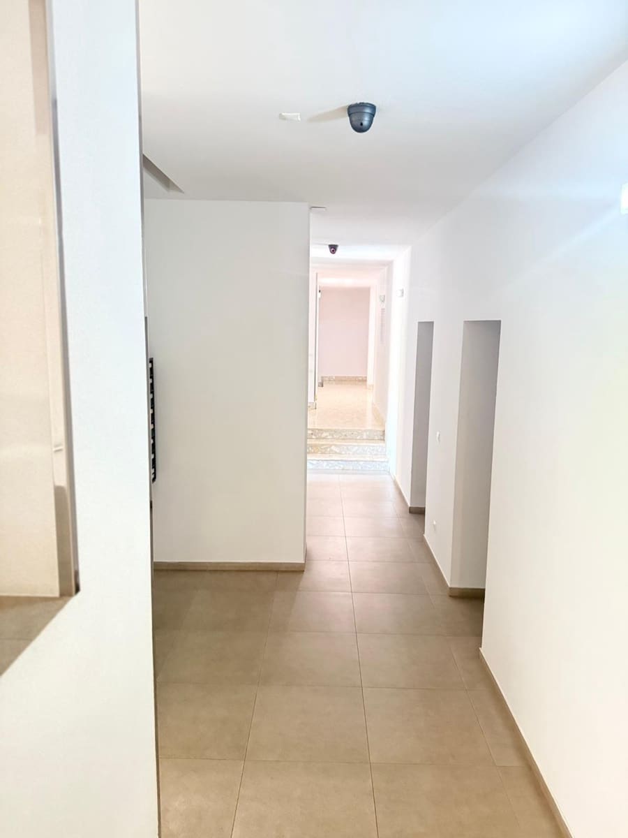 1 quarto Apartamento para venda em Benidorm com piscina - 250 000 € (Ref: 9242962)