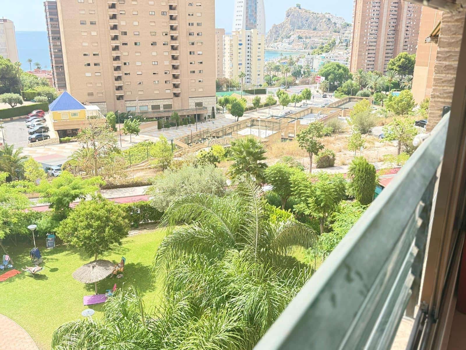 1 quarto Apartamento para venda em Benidorm com piscina - 250 000 € (Ref: 9242962)