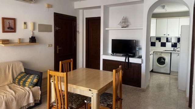 Apartamento de 3 habitaciones en Torrevieja en venta con piscina - 219.000 € (Ref: 9252028)