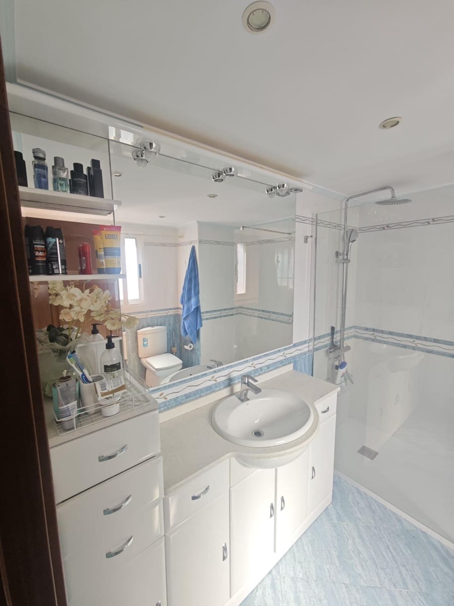 3 soverom Penthouse til salgs i Benidorm med svømmebasseng - € 365 000 (Ref: 9276361)