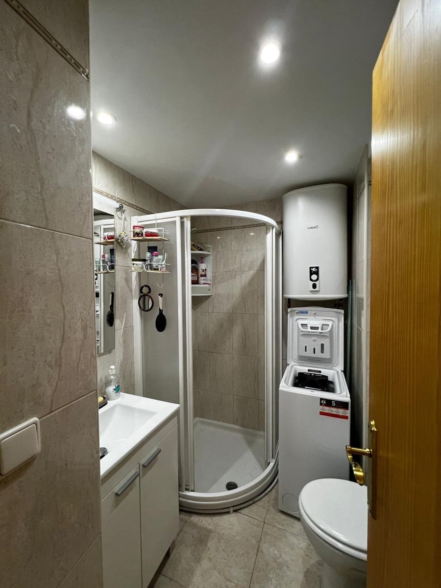 1 soveværelse Studio til salg i Benidorm med swimmingpool - € 125.000 (Ref: 9294409)