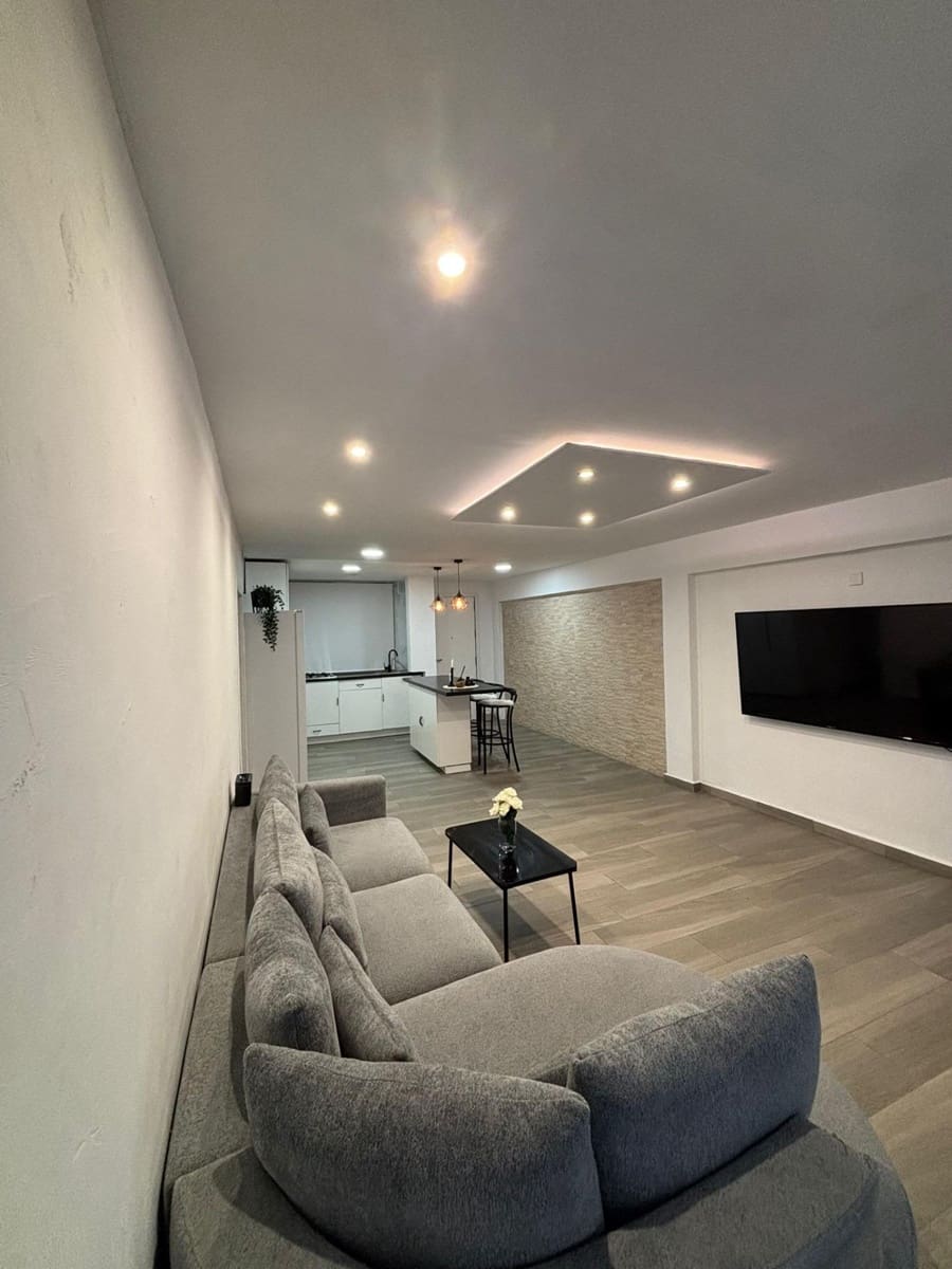 3 soveværelse Lejlighed til salg i Benidorm - € 240.000 (Ref: 9294411)