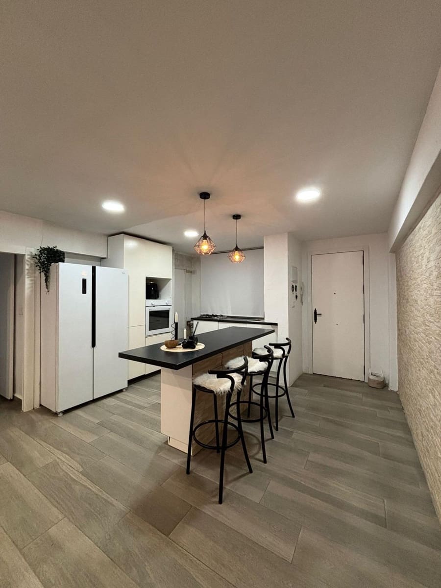 3 soveværelse Lejlighed til salg i Benidorm - € 240.000 (Ref: 9294411)