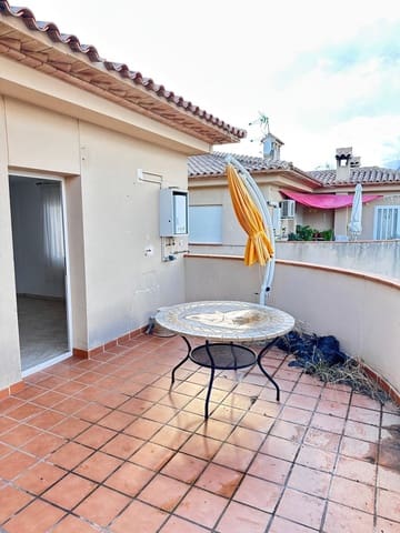 5 soveværelse Semi-Rækkehus til salg i La Nucia med swimmingpool garage - € 345.000 (Ref: 9294412)