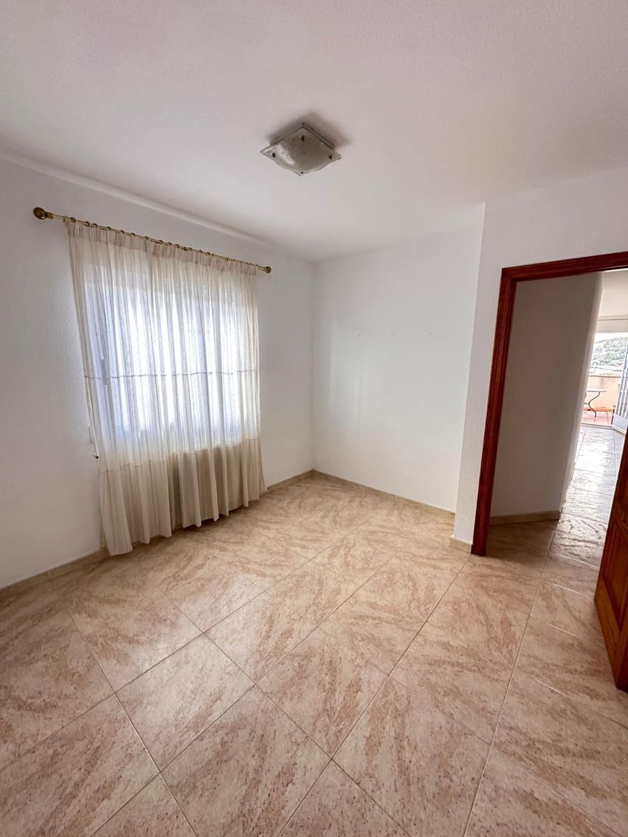 5 sypialnia Dom blizniak na sprzedaż w La Nucia z basenem garażem - 345 000 € (Ref: 9294412)