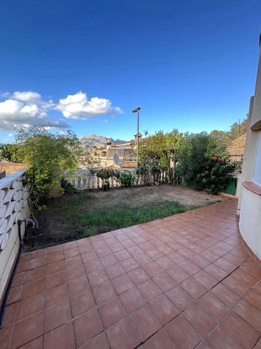 5 sypialnia Dom blizniak na sprzedaż w La Nucia z basenem garażem - 345 000 € (Ref: 9294412)