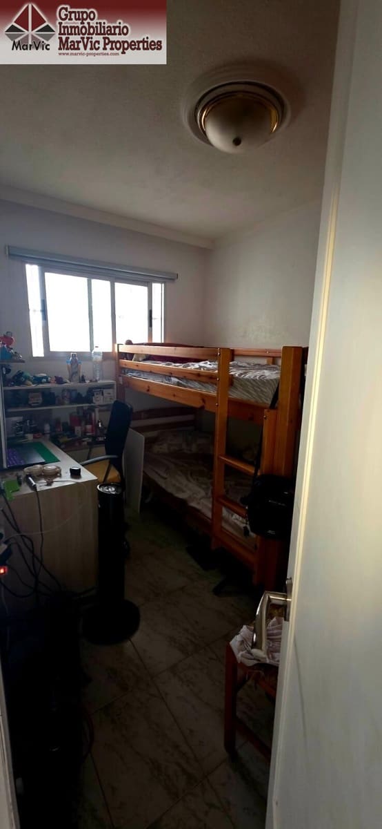 2 makuuhuone Asunto myytävänä paikassa Benidorm mukana uima-altaan - 168 000 € (Ref: 9303569)