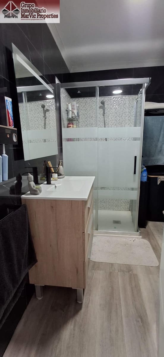 2 makuuhuone Asunto myytävänä paikassa Benidorm mukana uima-altaan - 168 000 € (Ref: 9303569)