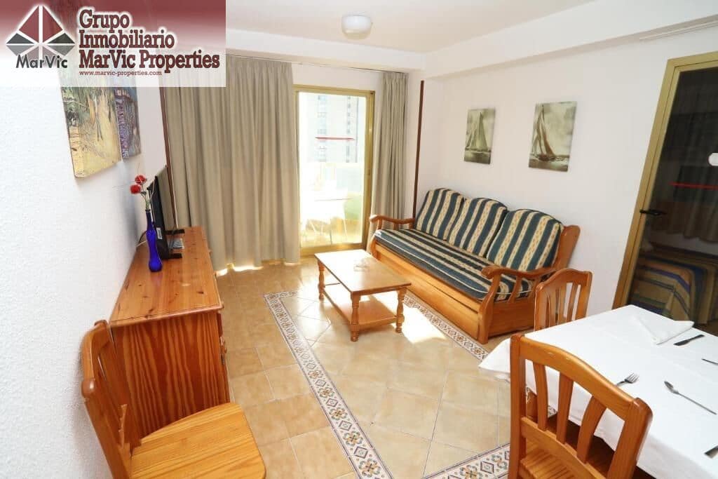 2 quarto Apartamento para venda em Benidorm com piscina - 210 000 € (Ref: 9308537)
