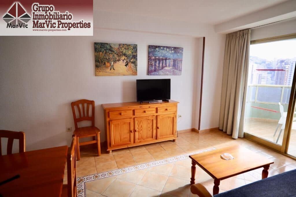 2 quarto Apartamento para venda em Benidorm com piscina - 210 000 € (Ref: 9308537)