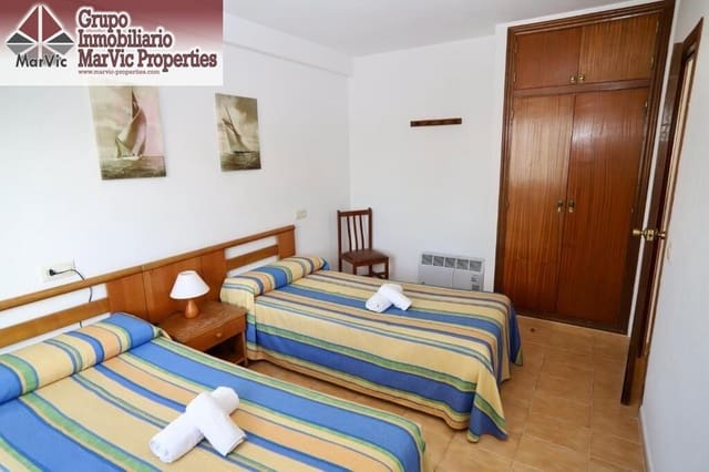 2 quarto Apartamento para venda em Benidorm com piscina - 210 000 € (Ref: 9308537)