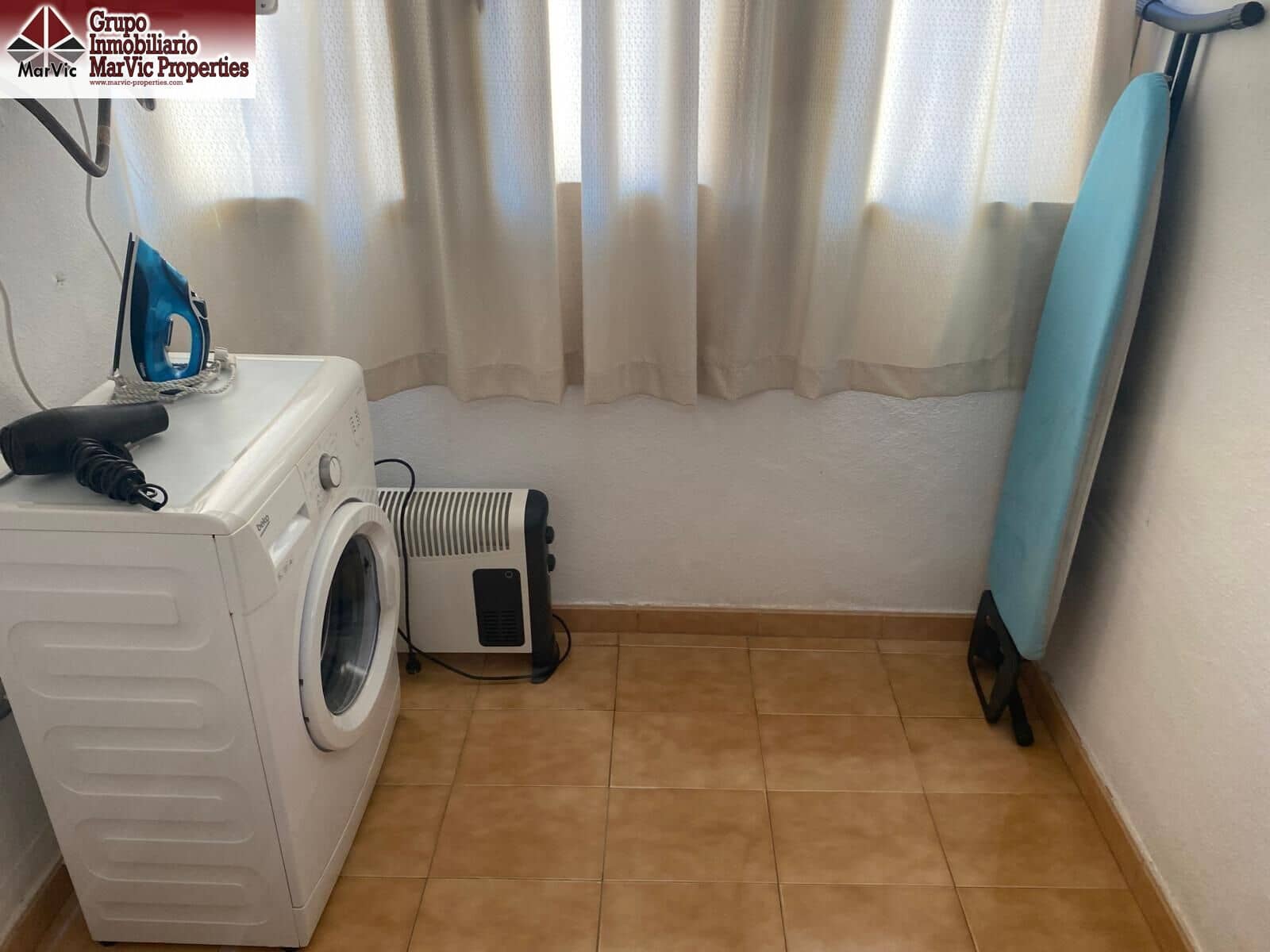 2 quarto Apartamento para venda em Benidorm com piscina - 210 000 € (Ref: 9308537)