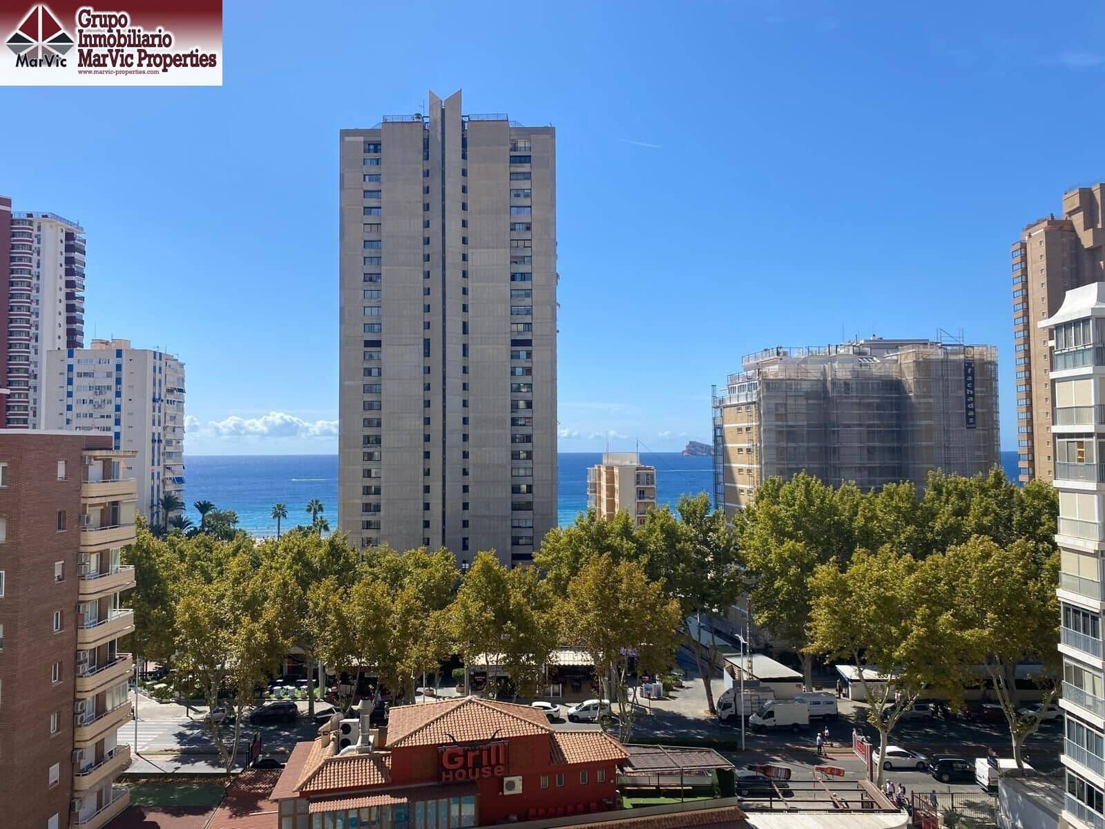 2 quarto Apartamento para venda em Benidorm com piscina - 210 000 € (Ref: 9308537)